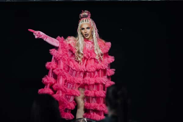 Night Queens Travestie Show Variete Drag Revue Termin Karten Ticket festival event frankfurt showgirls Jungesellenabschied Junggesellinnen JGA Travestieshow showgirls